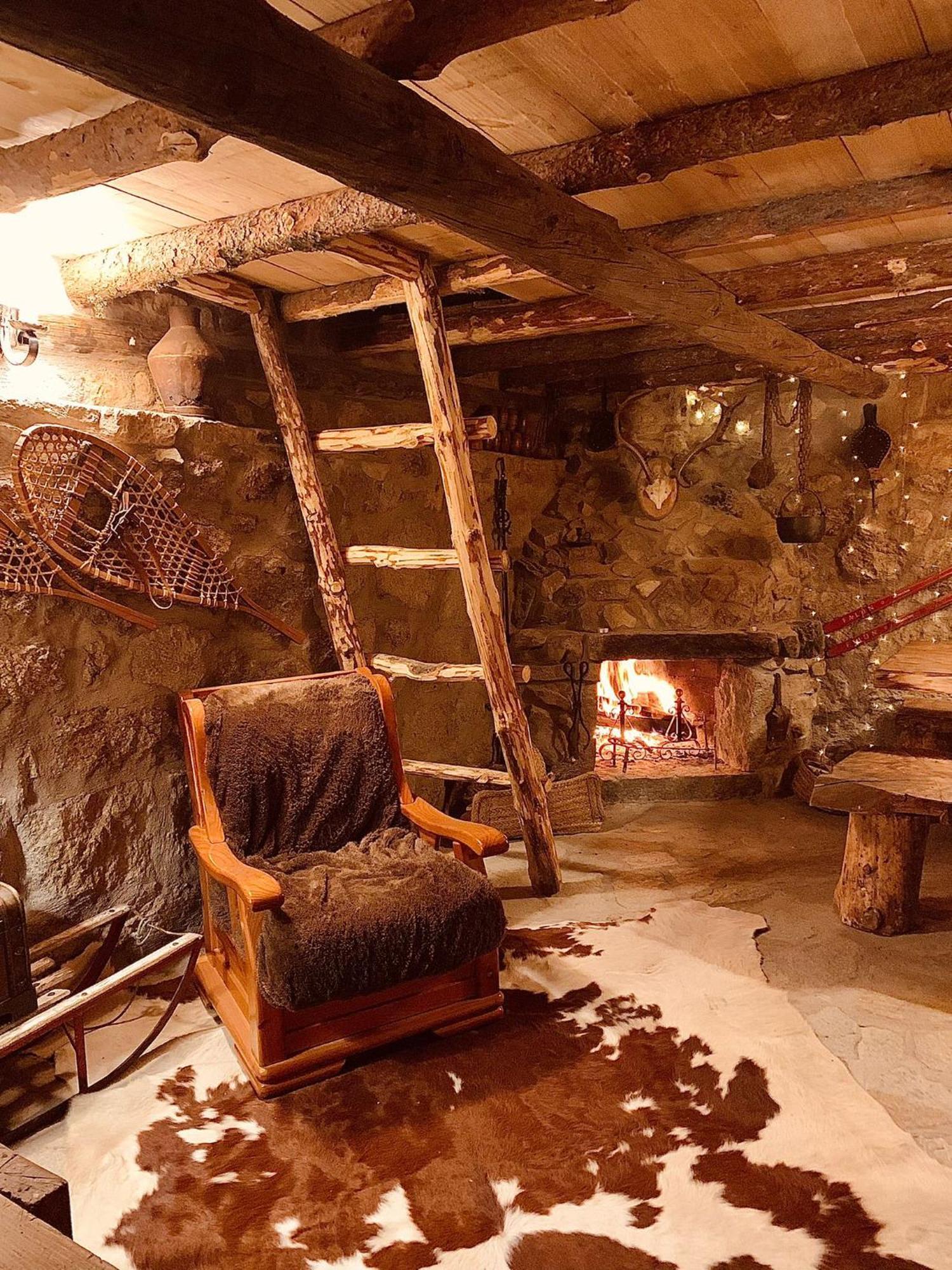La Posada Серседиля Екстериор снимка